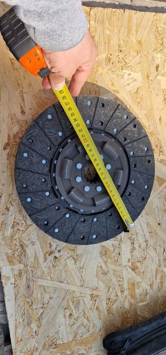Disc ambreiaj tractor fiat 445 fiat 450 cu arcuri import Italia diamet