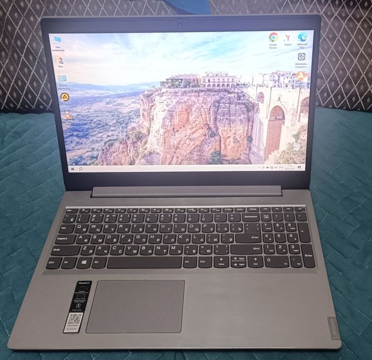 Продам ноутбук Lenovo