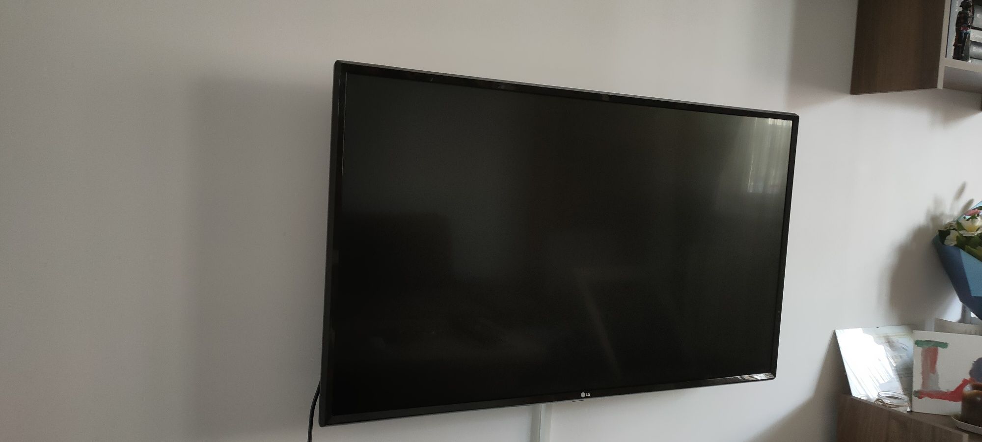 Televizor LED Smart LG, 108 cm,  4K Ultra HD, Clasa A