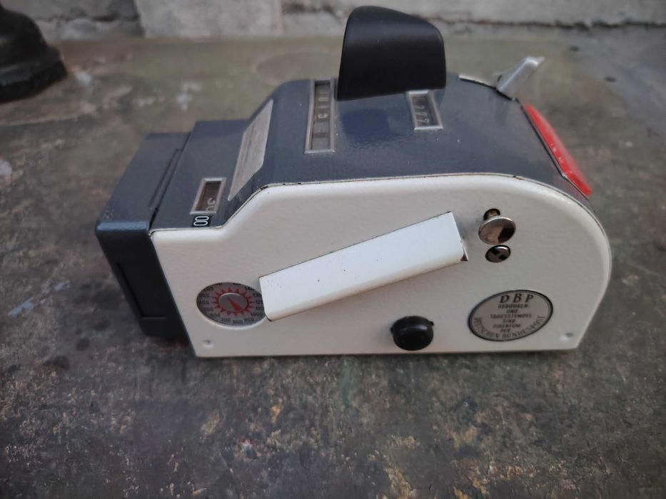 Postala masina de francat posta germana