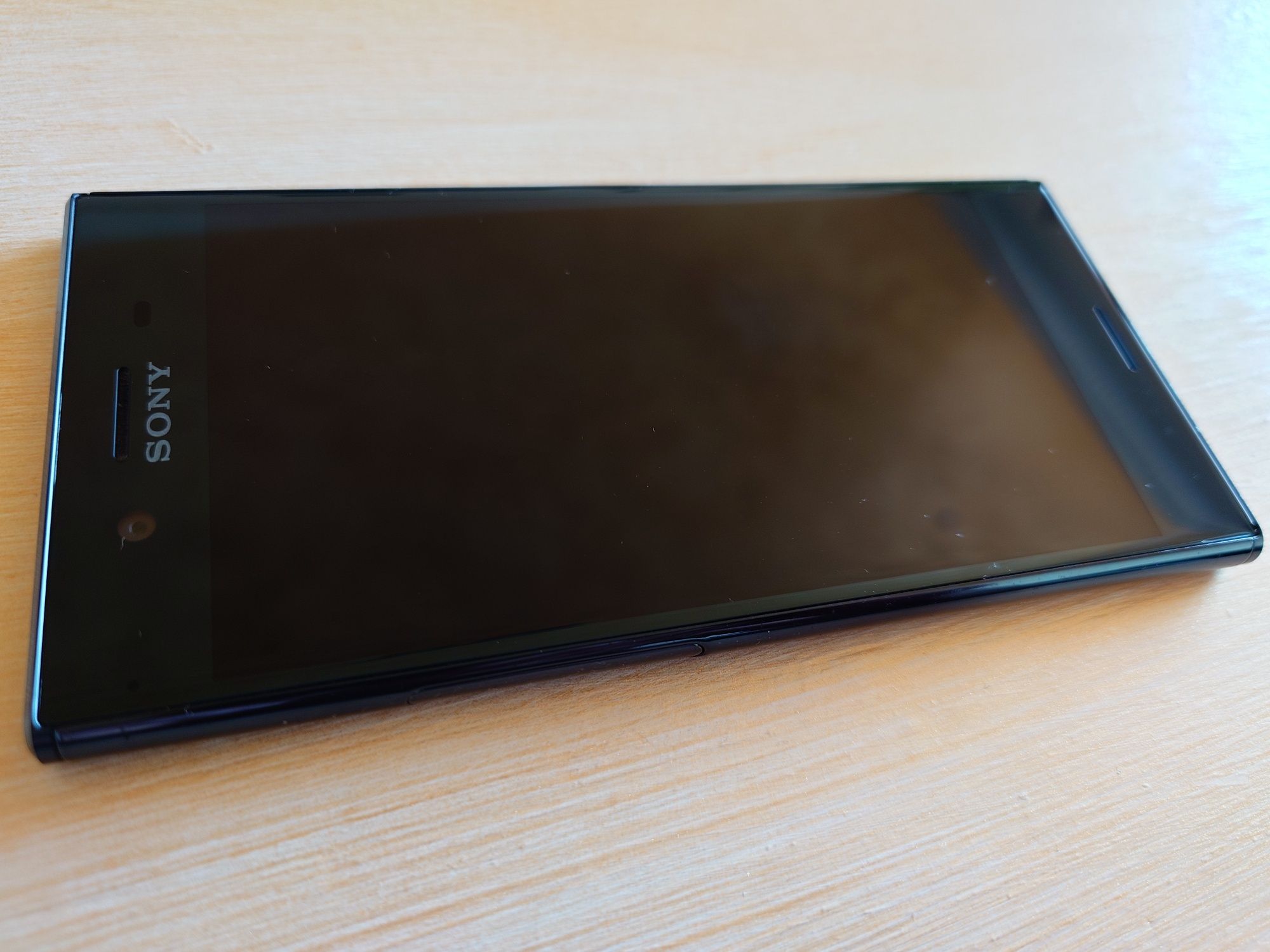 Sony Xperia XZ Premium 4K , 4RAM, 64 GB вградена