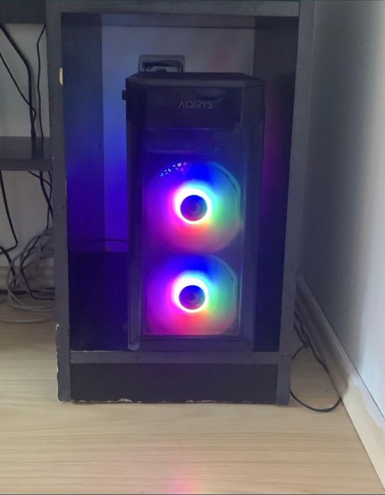 Sistem pc gaming negociabil