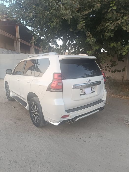 Продается  TOYOTA  150