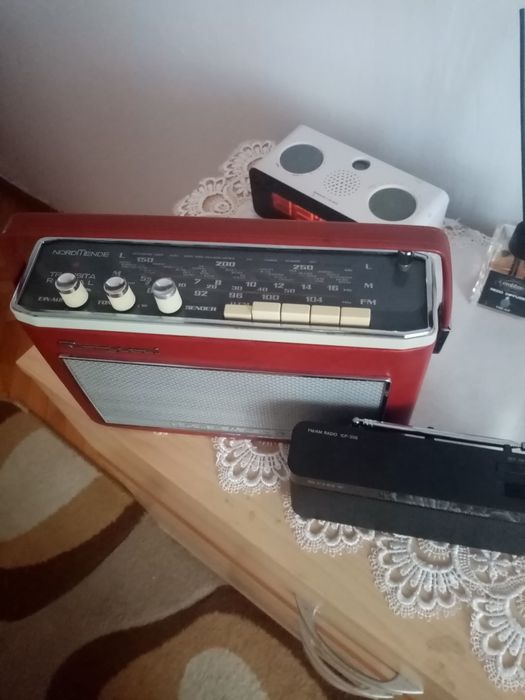 Vind radio sony și normende