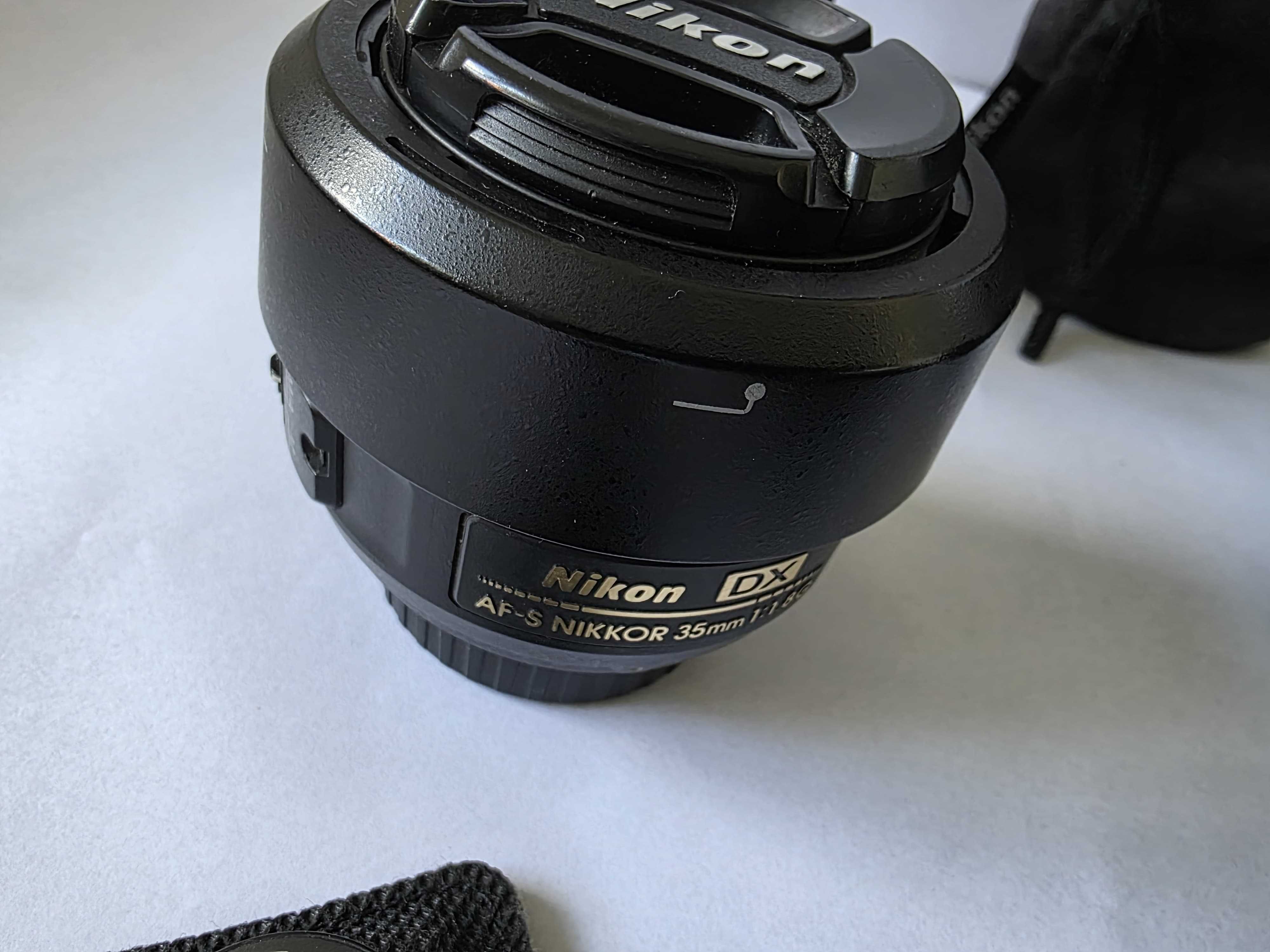 Aparat foto DSLR Nikon D7100 si accesorii