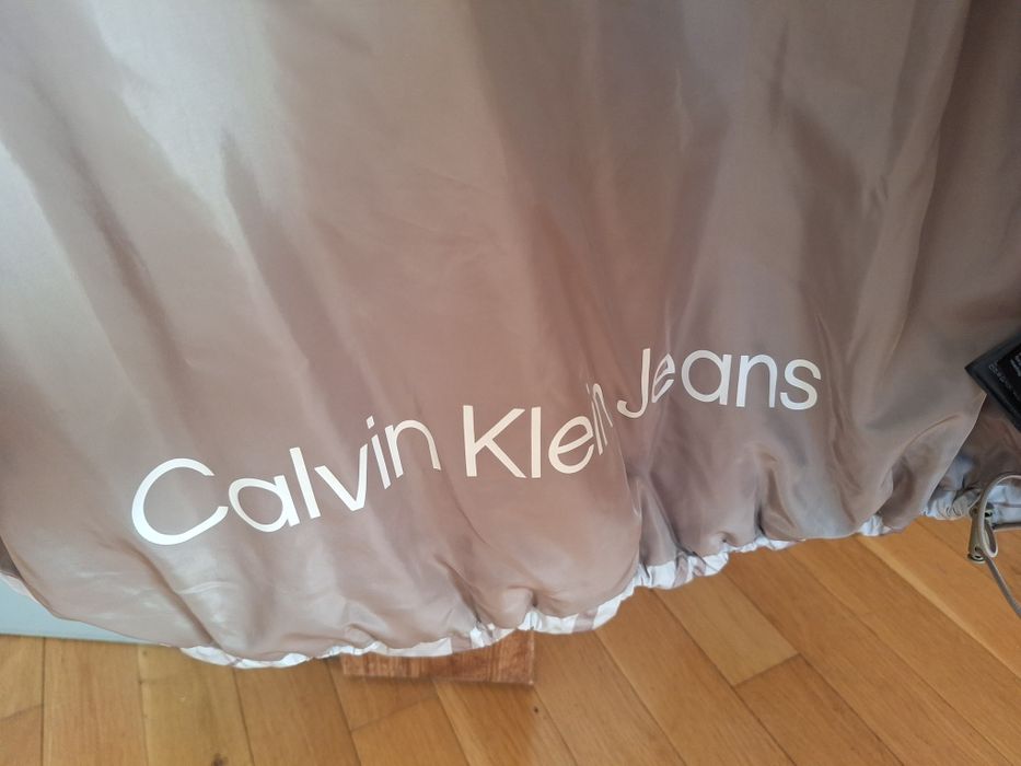 Дамско бомбър яке Calvin Klein Jeans