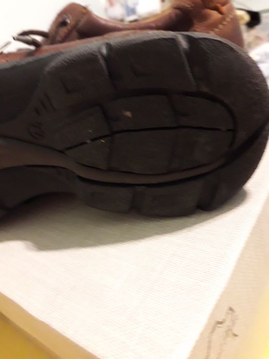 Vand pantofi de piele masura 44