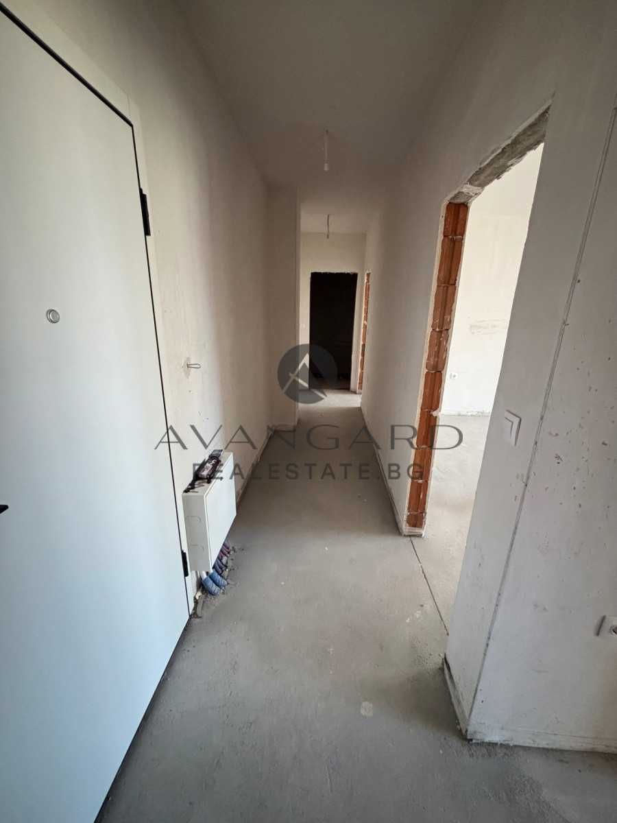 оф.23492 Тристаен с АКТ 16/ Тракия