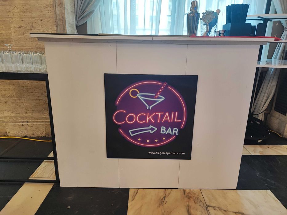 Cocktail bar și tort de shot