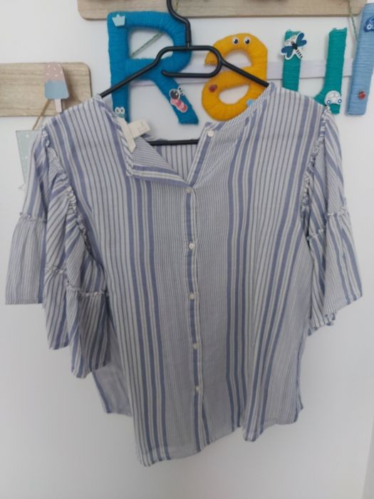 Vând bluza H&M mărimea 36