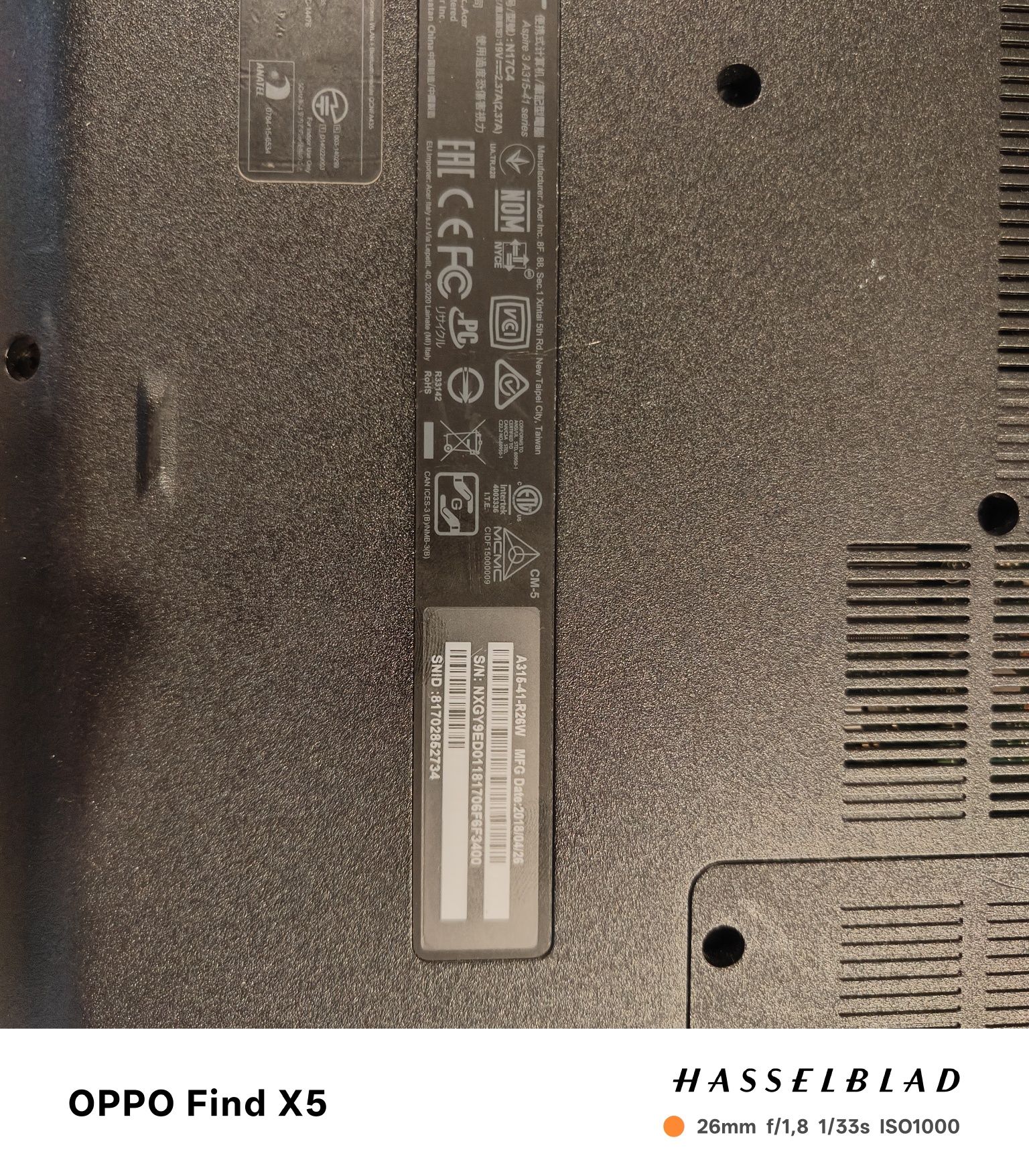 Acer Aspire AMD Ryzen 5 RAM 4gb Ssd 128gb Vega,baterie tine Ieftin