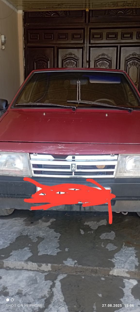 Lada 2108 sotiladi