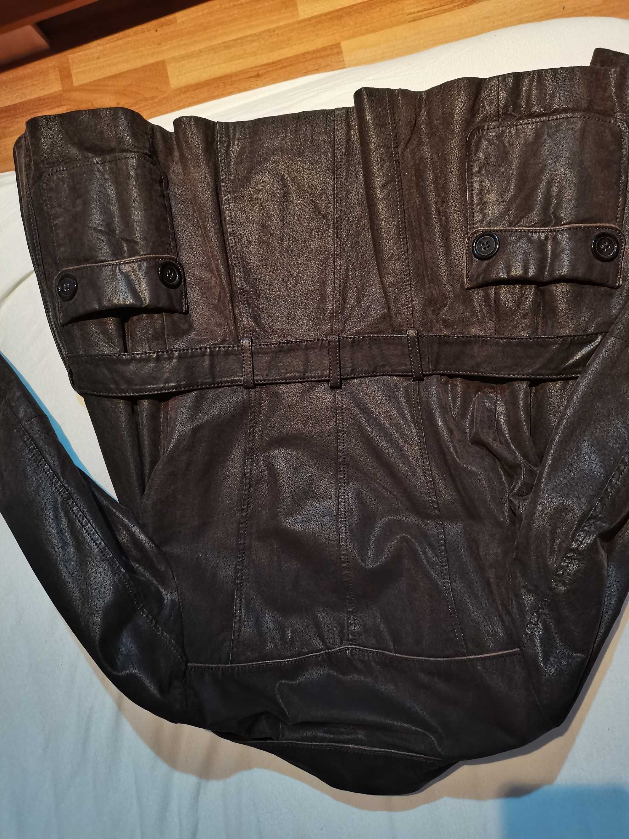 Vand jaketa piele intoarsa, moderna, marime 38