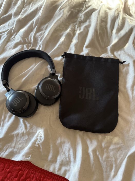 Căsti JBL Live660NC