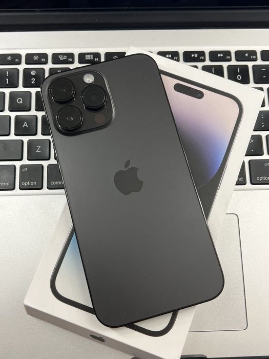 iPhone 14 pro 128 gb, в черном цвете