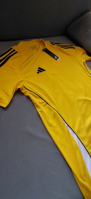 Жълта резервна тениска на Левски