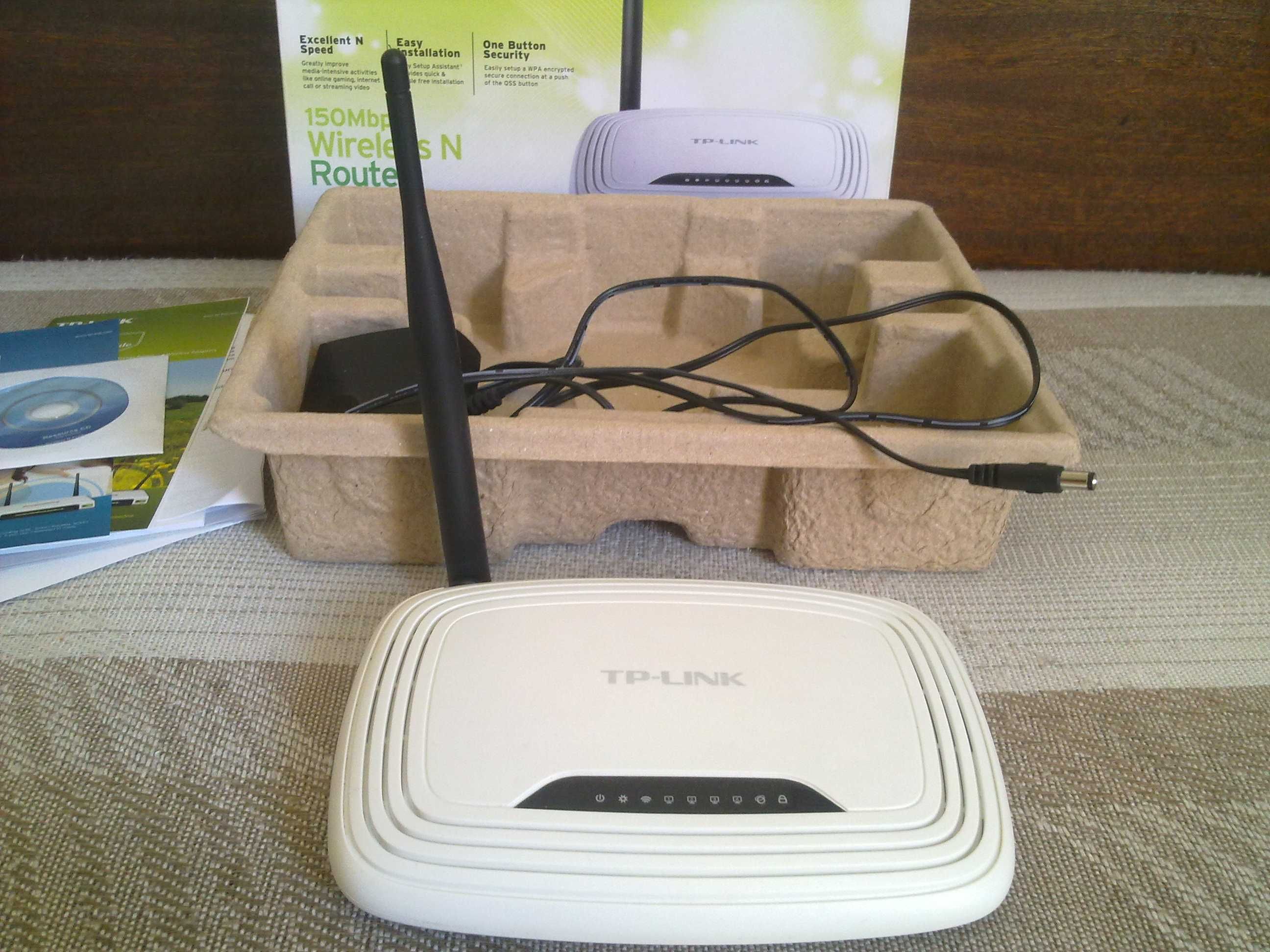 Рутер TP-Link TL-WR740N