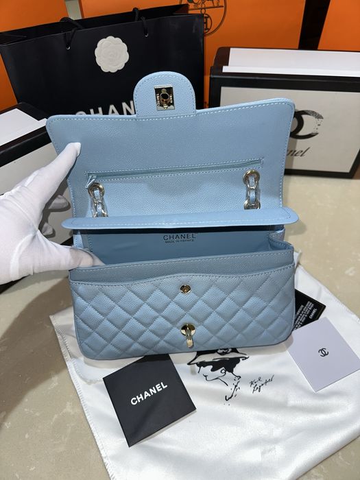 Geanta Chanel 26cm blue cu accesorii gold