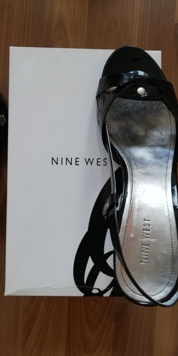 Обувки Nine West