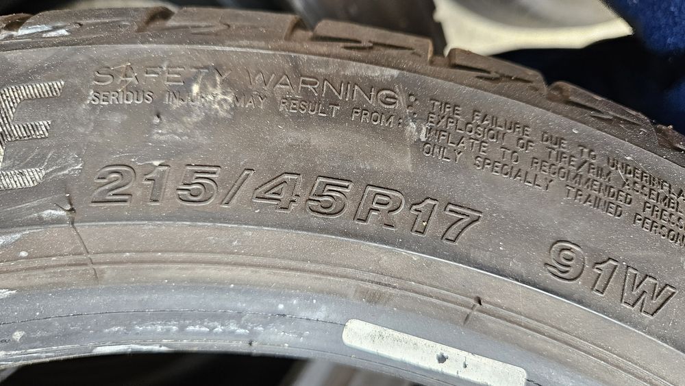 4бр гуми 215 45 17 бриджстоун
