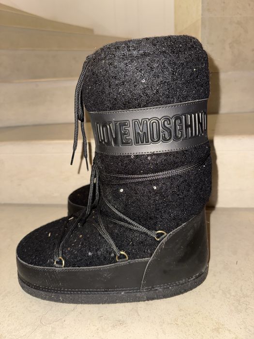 Апрески Love Moschino