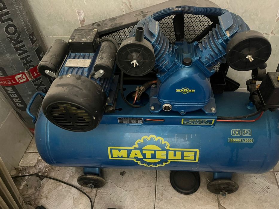 Воздушный Компрессор 100л