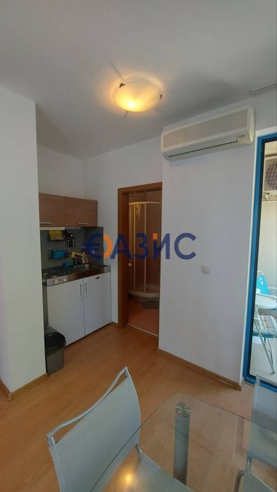 Продава се Едностаен апартамент в к.к. Слънчев бряг - 40 кв.м за 1300 €/кв.м - Снимка #1
