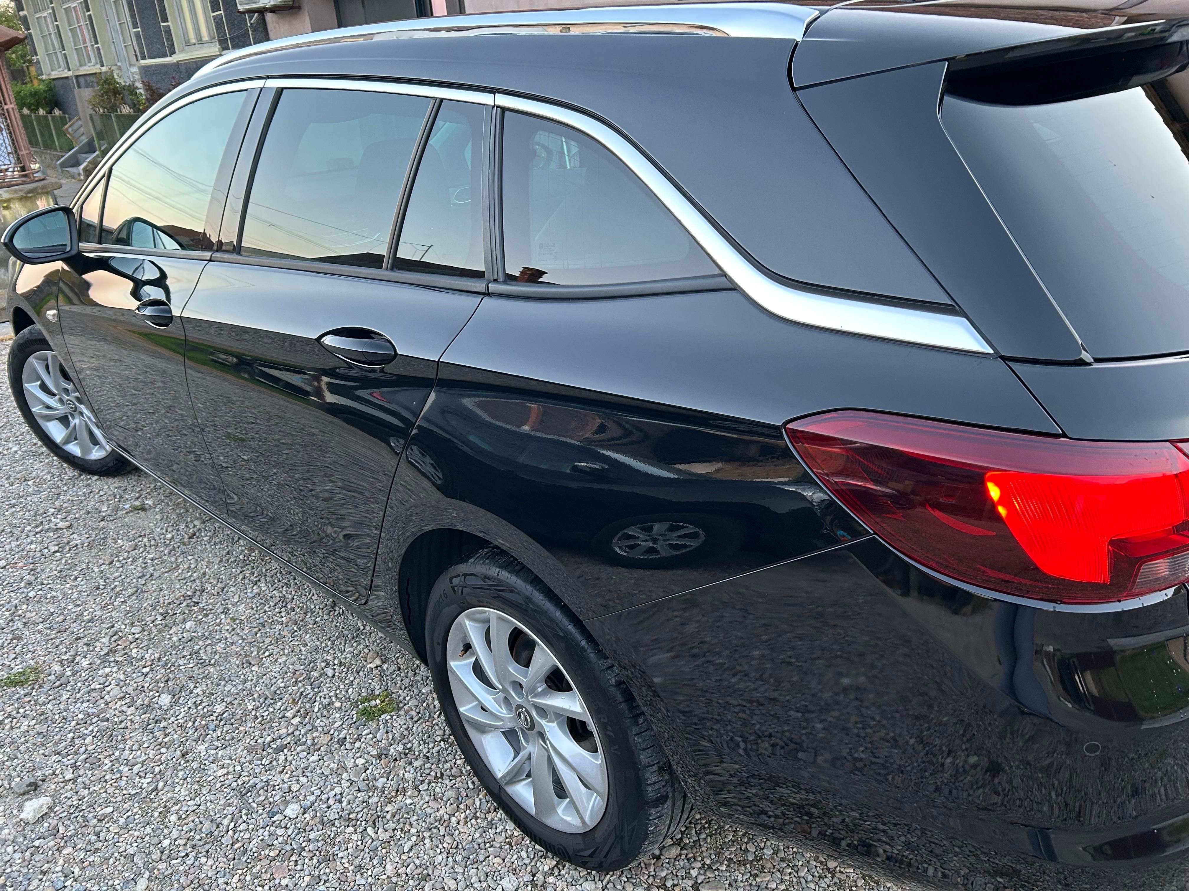 Opel Astra 1.5  2020