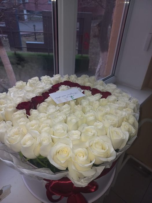 101 роза С первой буквой имени