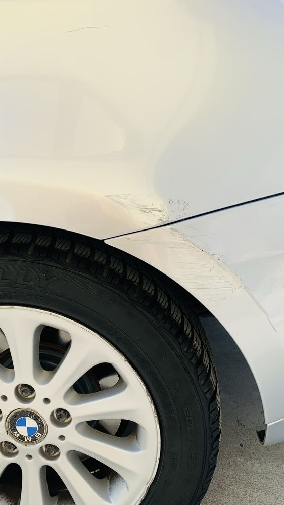 Продавам BMW 120D