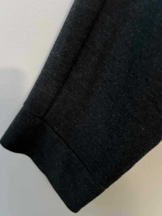 Nike - pantaloni jogger subtiri si elastici