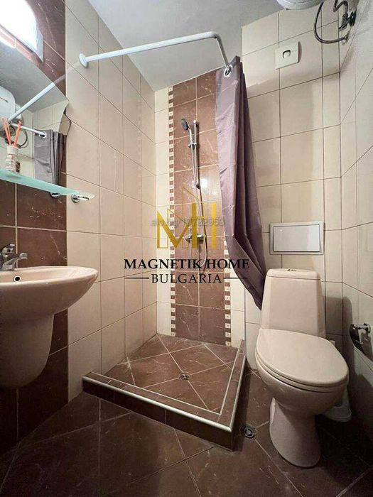 Страхотен двустаен апартамент срещу Мол Галерия в ж.к. Славейков