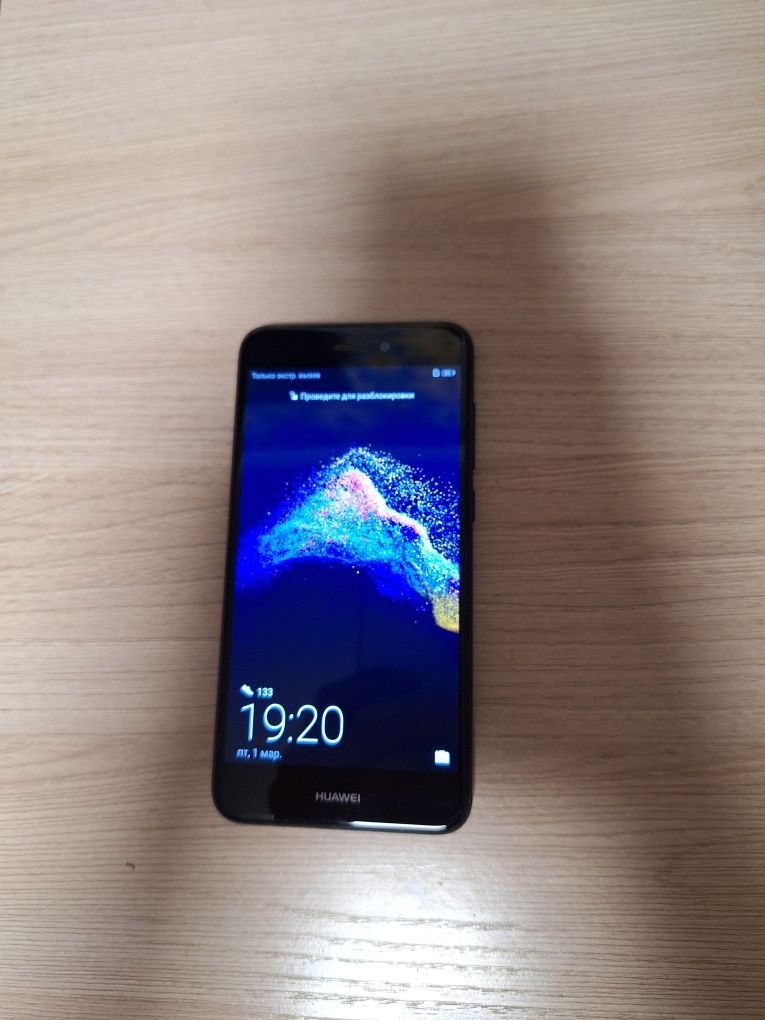 Продам  Huawei P8 Lite