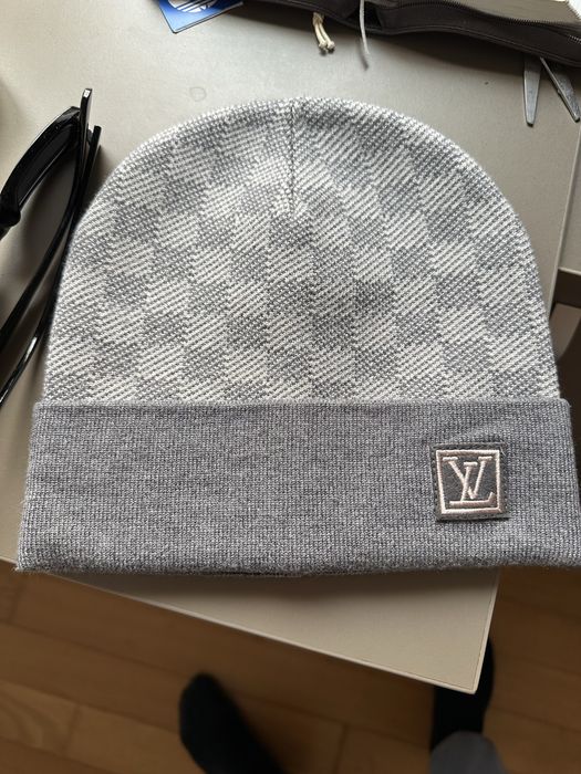 Caciula Louis vuitton