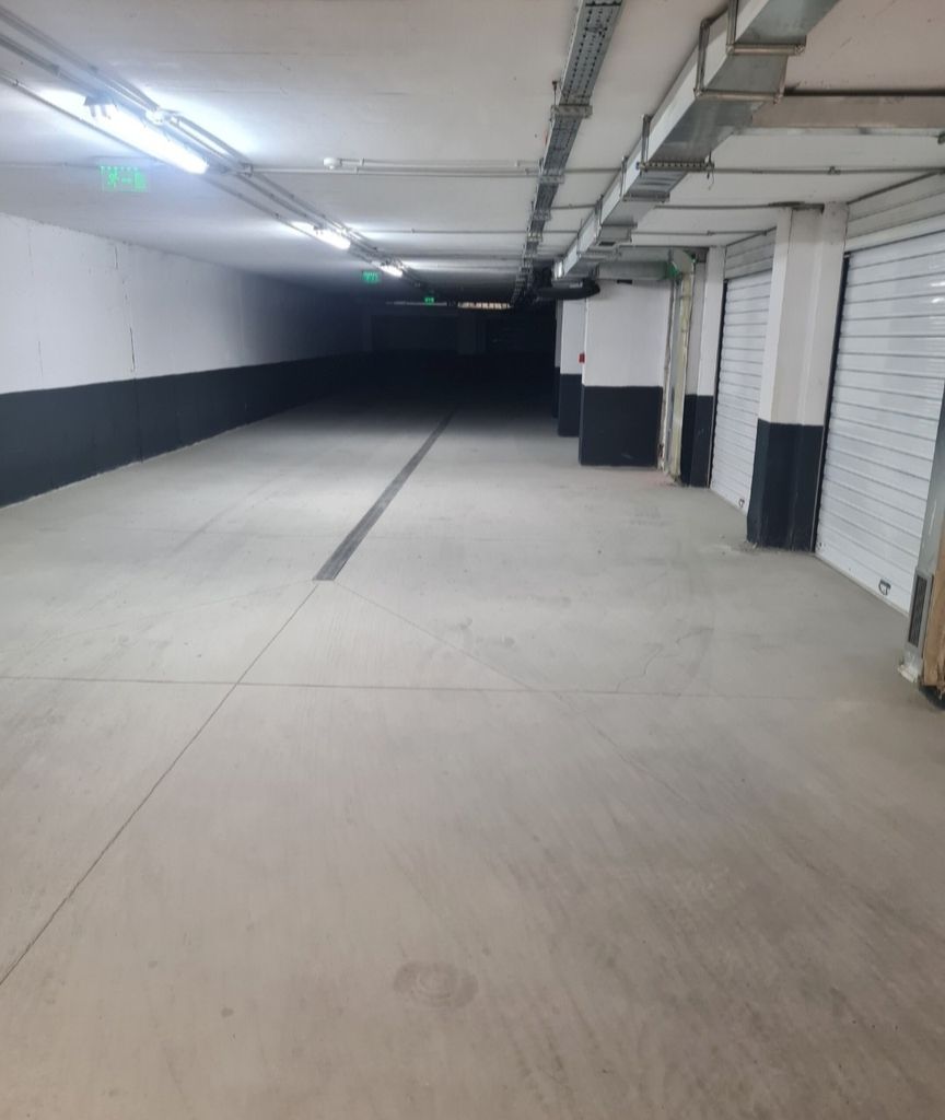 Дава се под наем Гараж / Паркомясто в Пловдив, Център - 22 кв.м за 102 € - Снимка #1