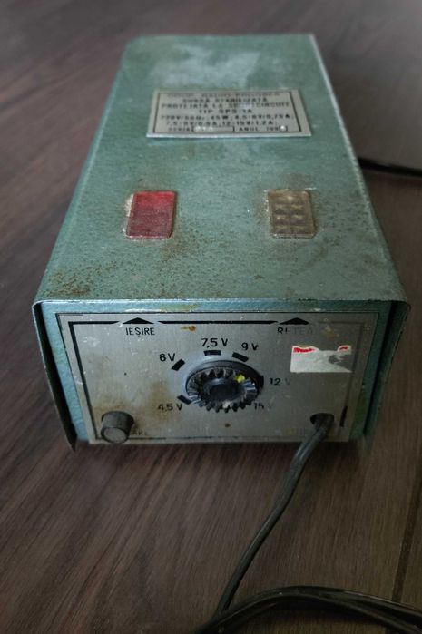 Sursa stabilizata protejata la scurtcircuit tip SPS-1A