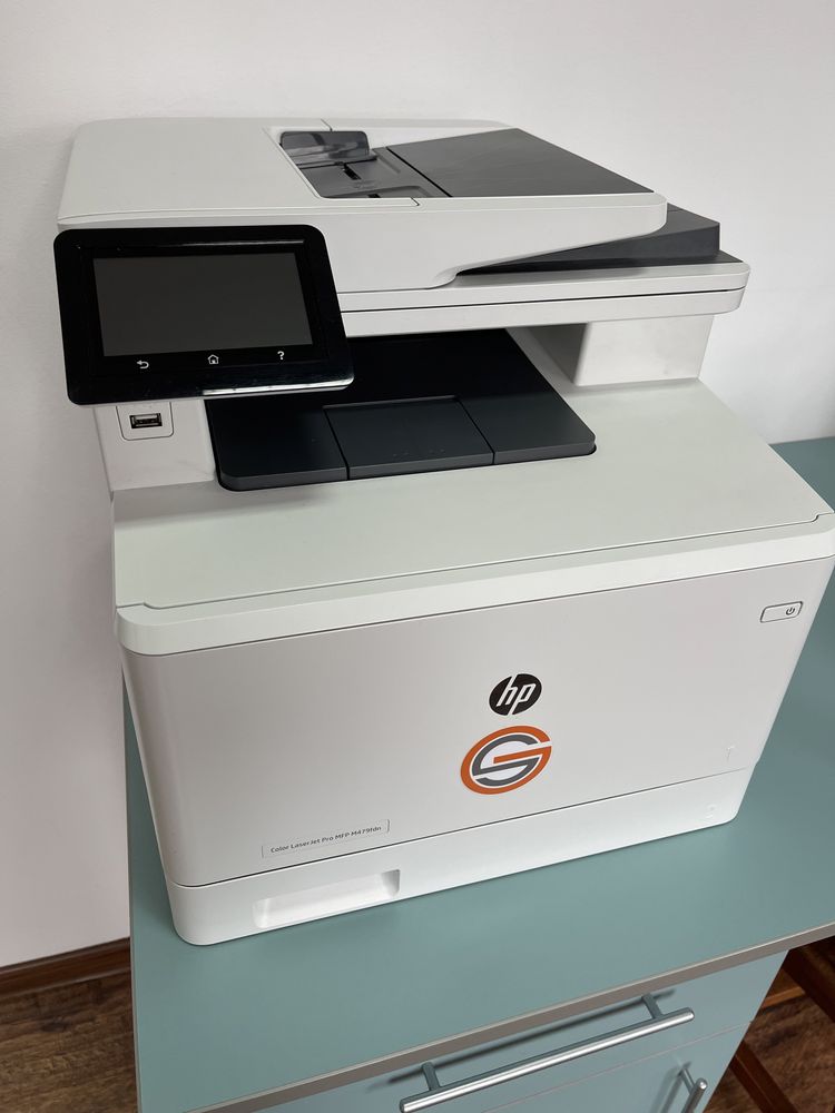Imprimanta HP profesionala.