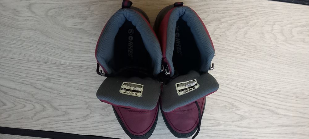 Ghete HI-TEC Martens nr 38