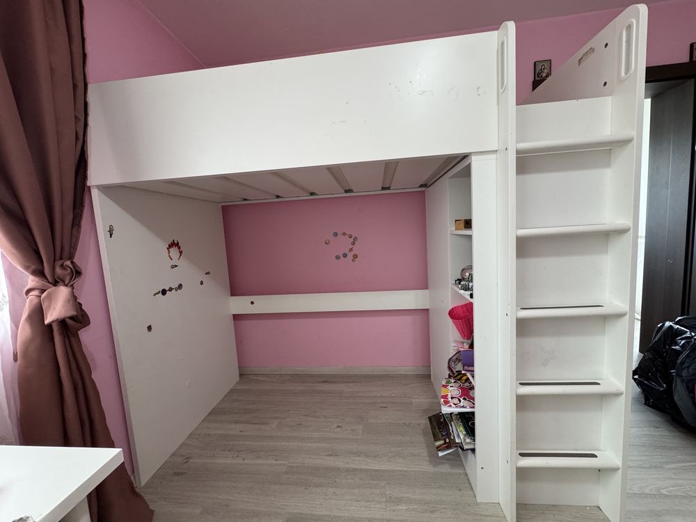 Ikea Set pat supraetajat cu birou, dulap si saltea, demontare cumpara