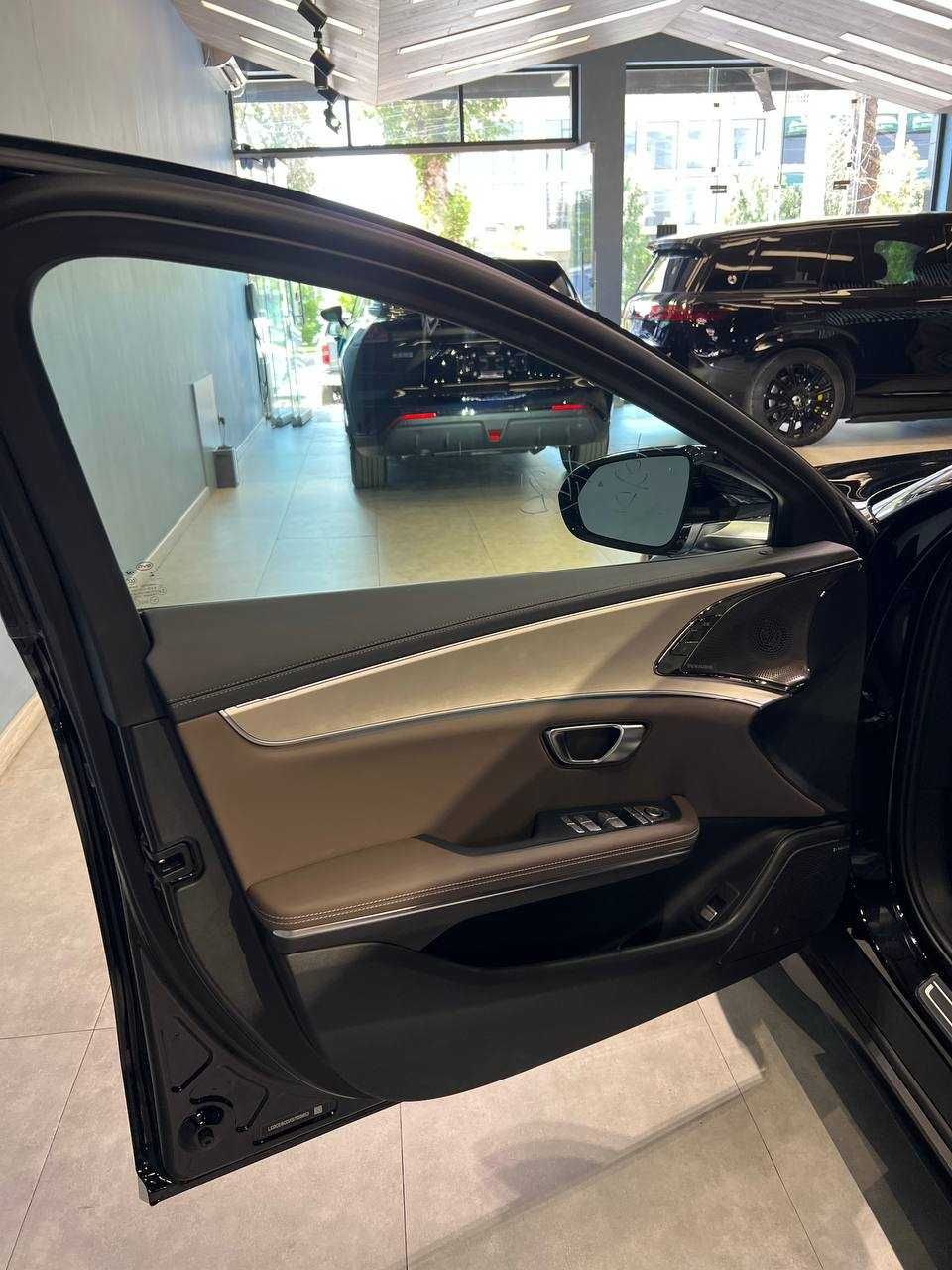 BYD Han 701 km 2025 Smart Drive 3/4 soatda nomizga chiqadi