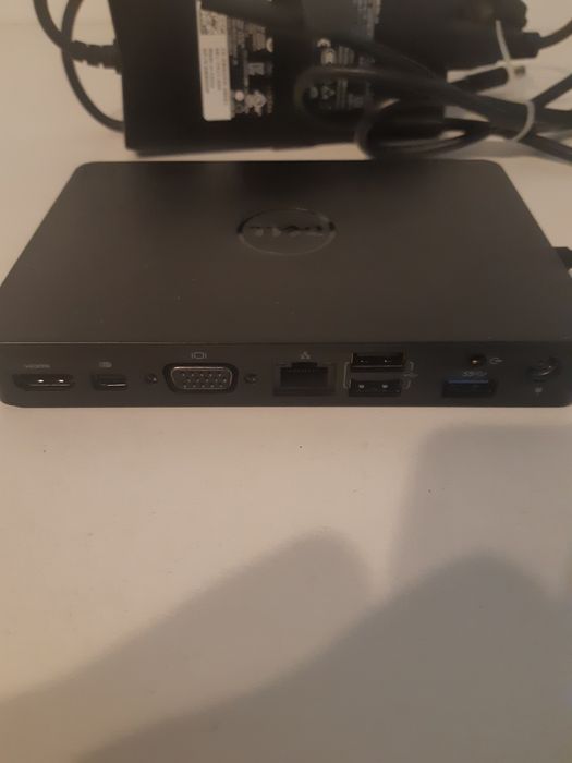 Docking station  dell wd15 impecabil + incarcator 130w