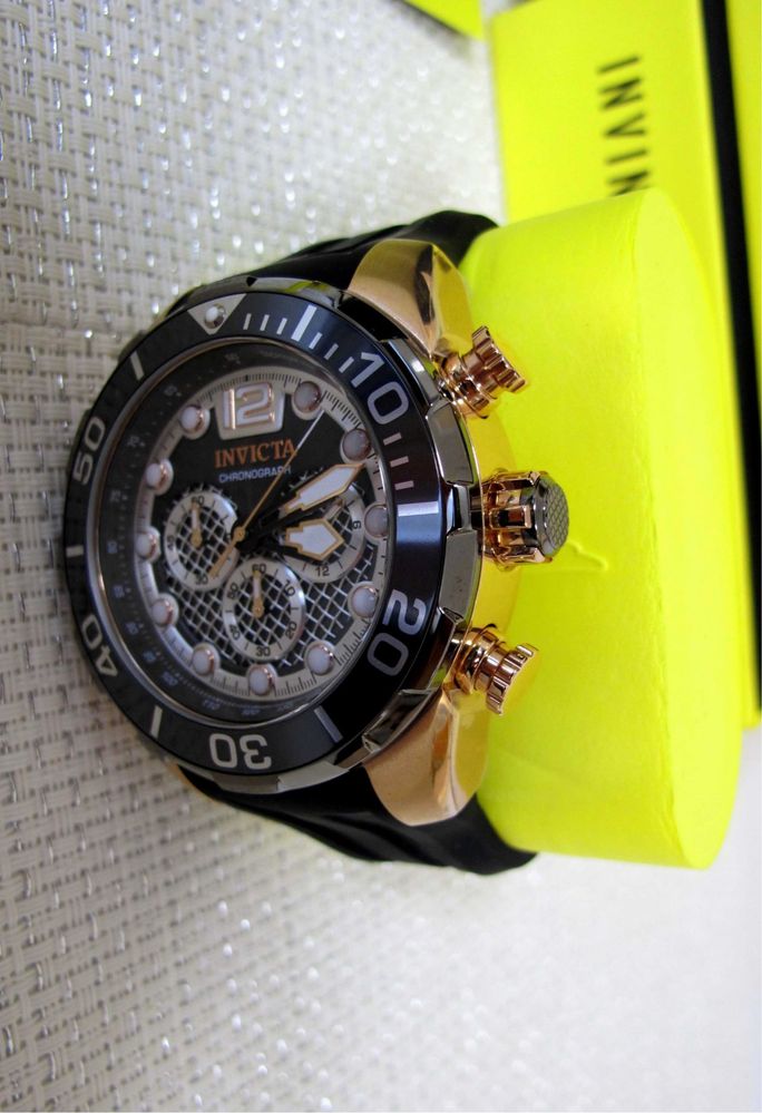 Мъжки часовник Invicta Rose Gold