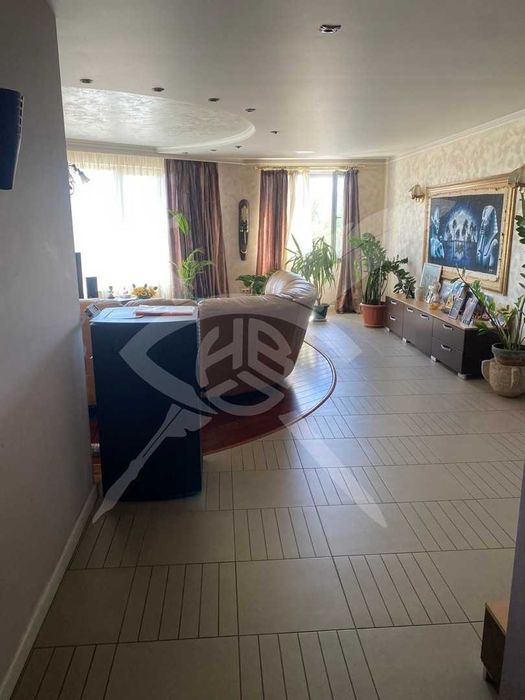 Продава се Тристаен апартамент в София, Студентски град - 145 кв.м за 1850 €/кв.м - Снимка #13