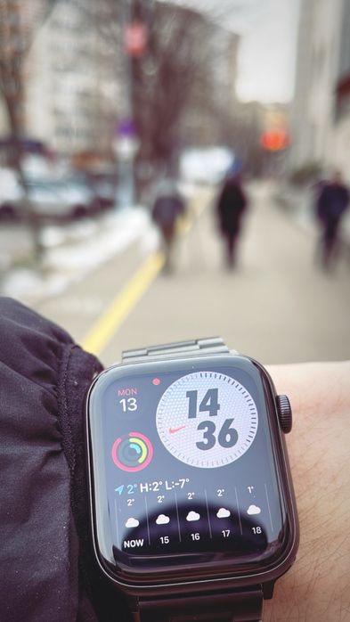 Apple watch 6 44 mm + GSM negru