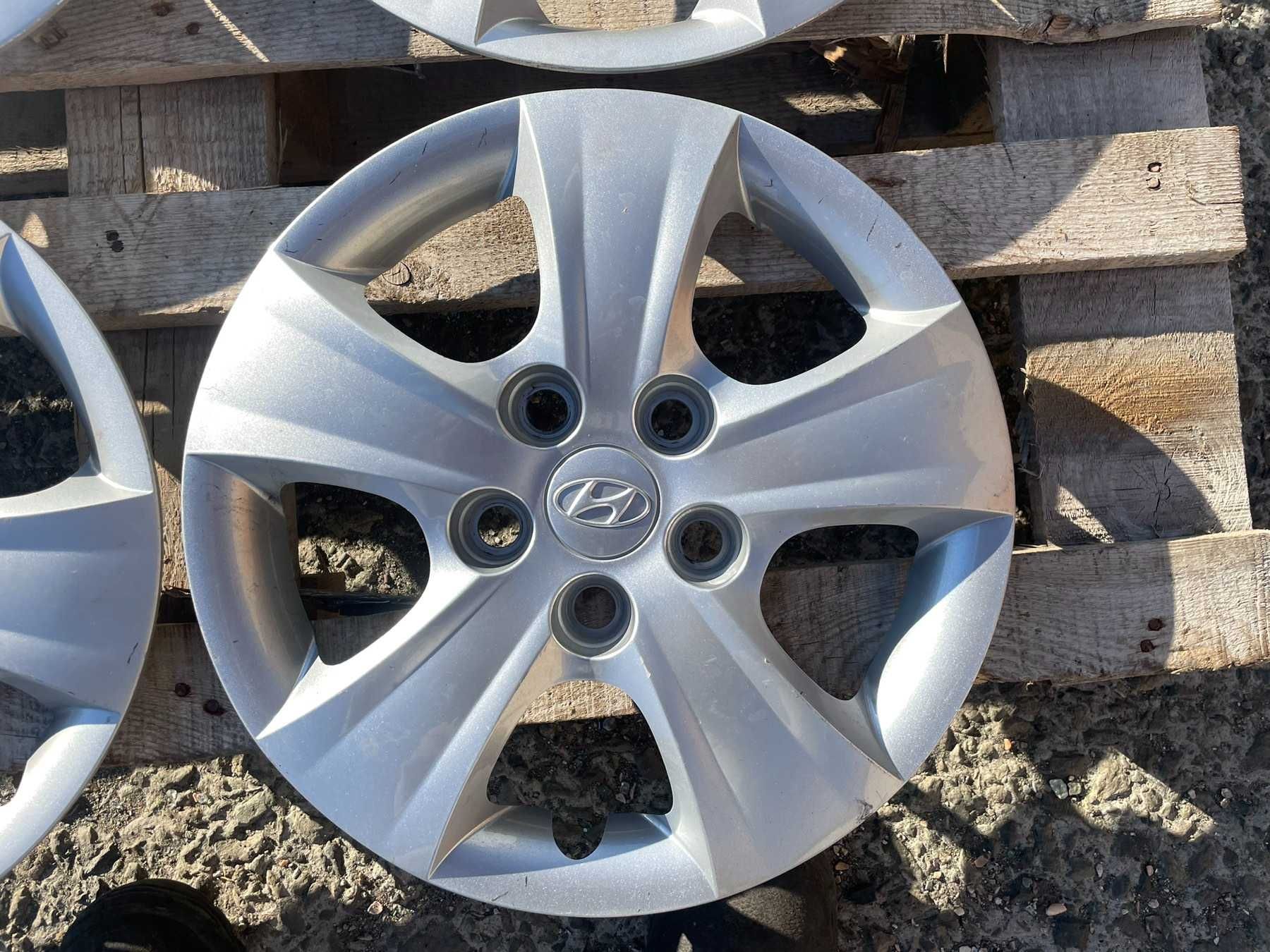 15 цола Тасове за Hyundai I30 Хюндай И30 Оригинал 52960-2L000