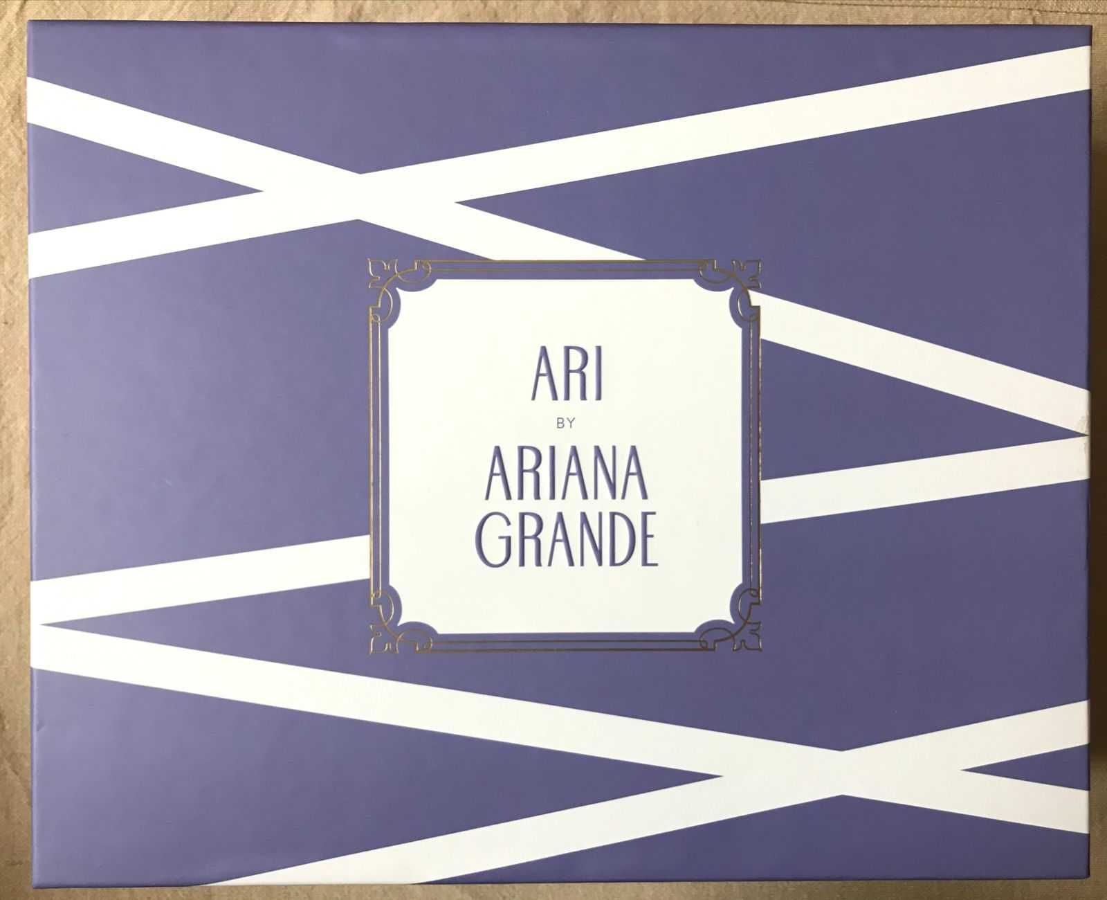 Продам духи Ariana Grande оригинал.