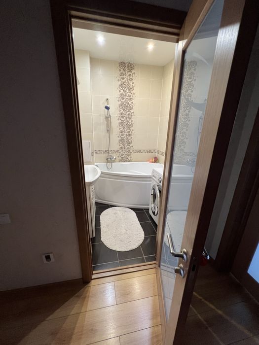 Продам 3-х комн.квартиру в 6 мкр.