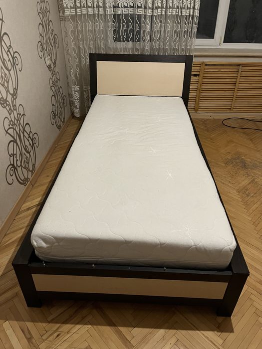 Срочно продам 2 кровати полуторки