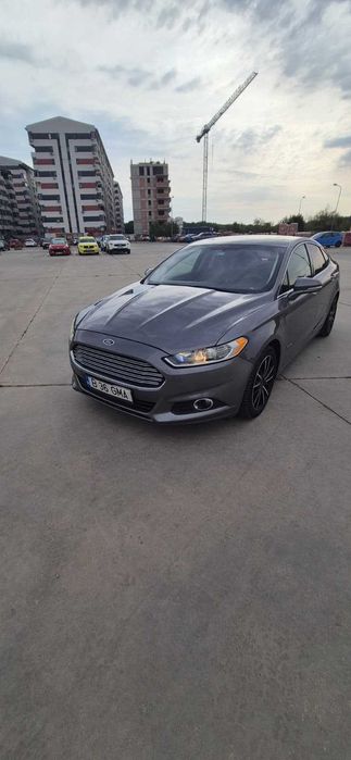 Viteză, confort–toate într-un singur loc Ford Fusion Hibryd - Plug In
