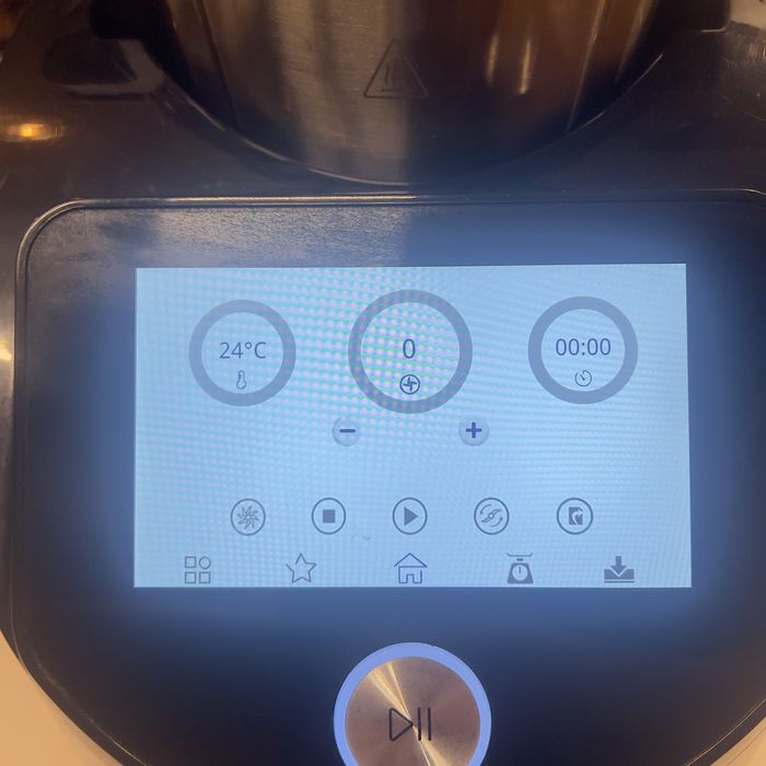 Термомиксер кухненски